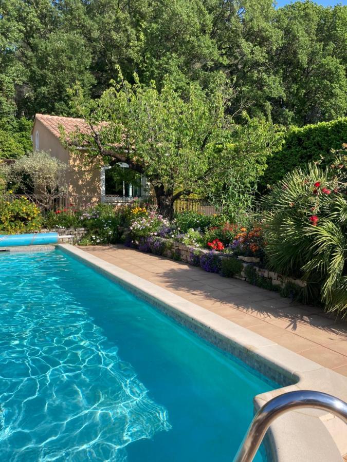 Les Hauts D'Eyragues Gite Aigue Marine Meuble Classe 4 Etoiles Exterior photo