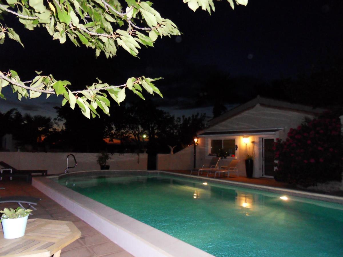Les Hauts D'Eyragues Gite Aigue Marine Meuble Classe 4 Etoiles Exterior photo